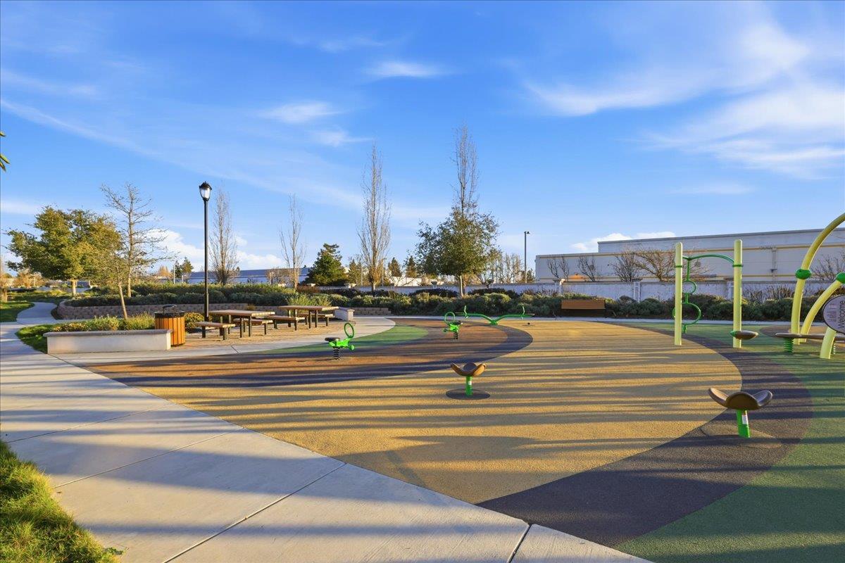 39502 South Darner Drive