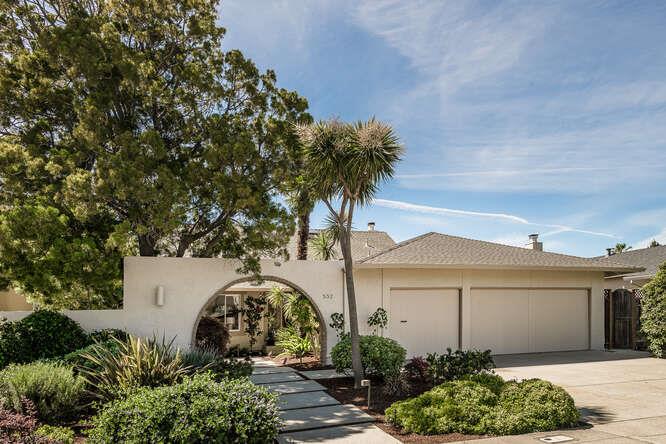 532 Anchor Circle