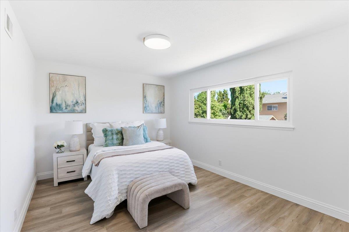 2078 Admiral Pl