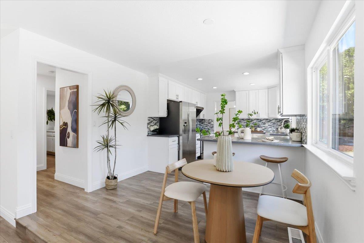 2078 Admiral Pl