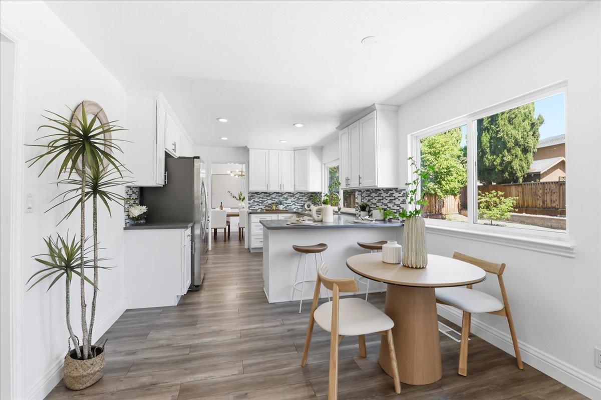 2078 Admiral Pl