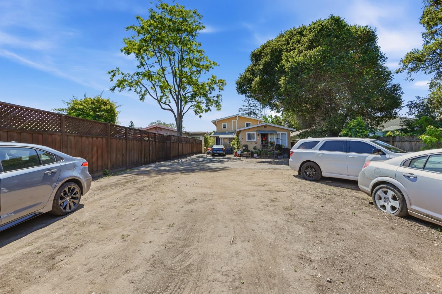 756 Victoria Avenue