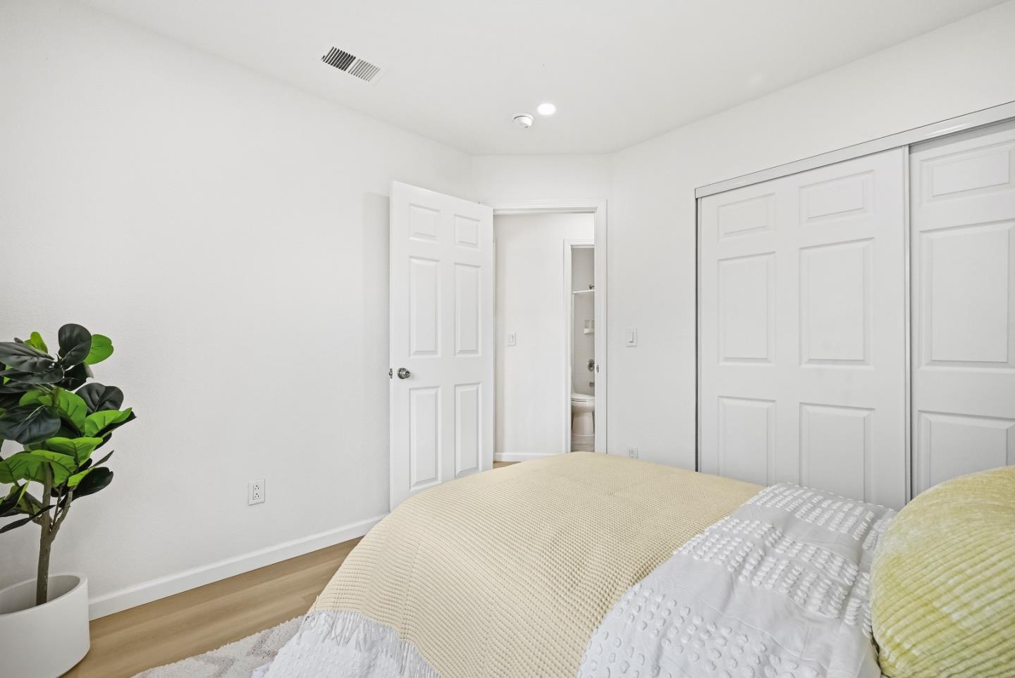 1148 Pointe Hope Landing