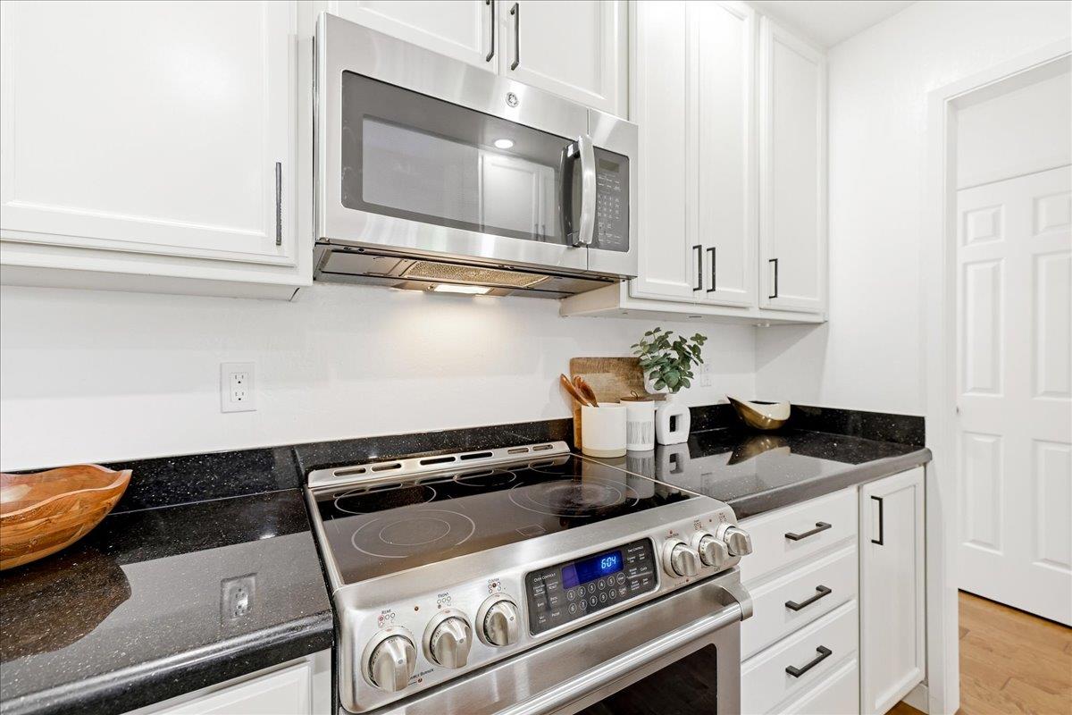 1983 San Luis Avenue 16