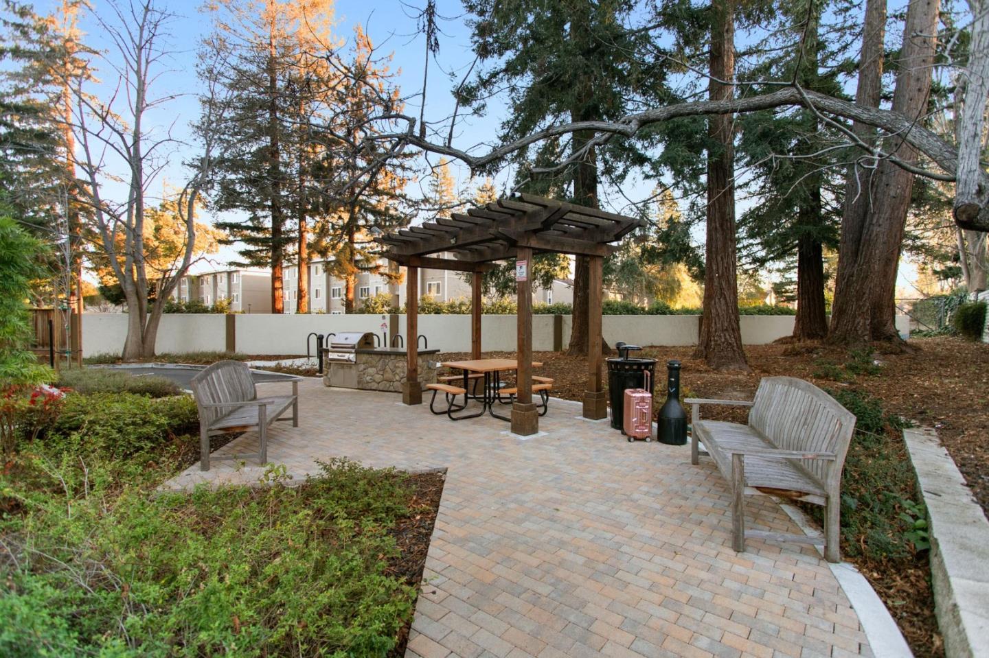 1098 Barberry Terrace
