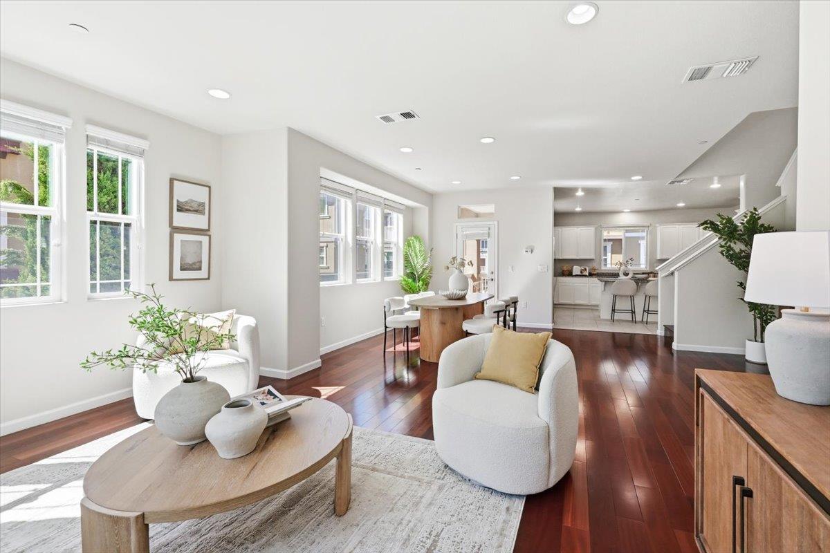 2767 Pismo Terrace