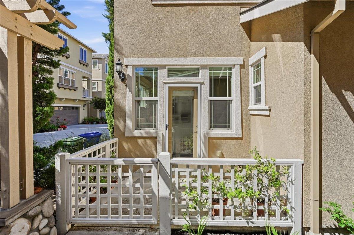 2767 Pismo Terrace