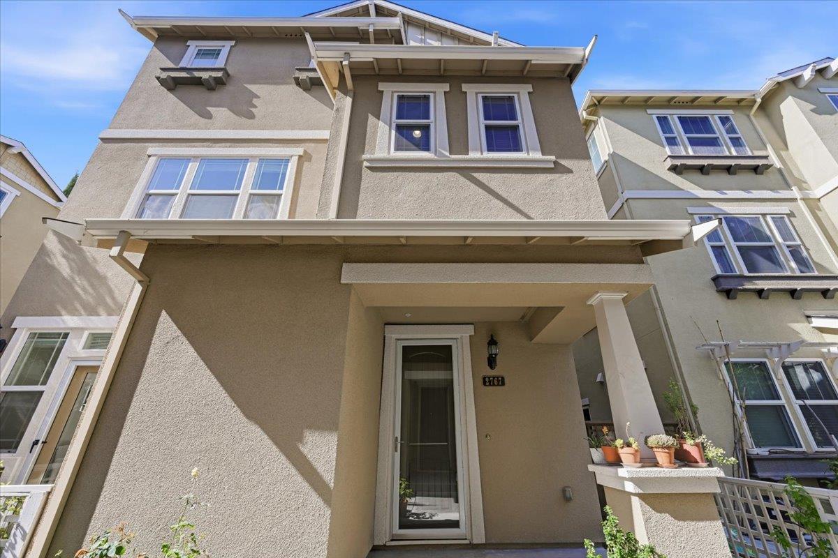 2767 Pismo Terrace