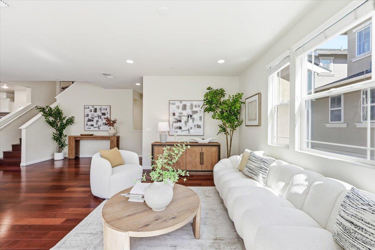 2767 Pismo Terrace