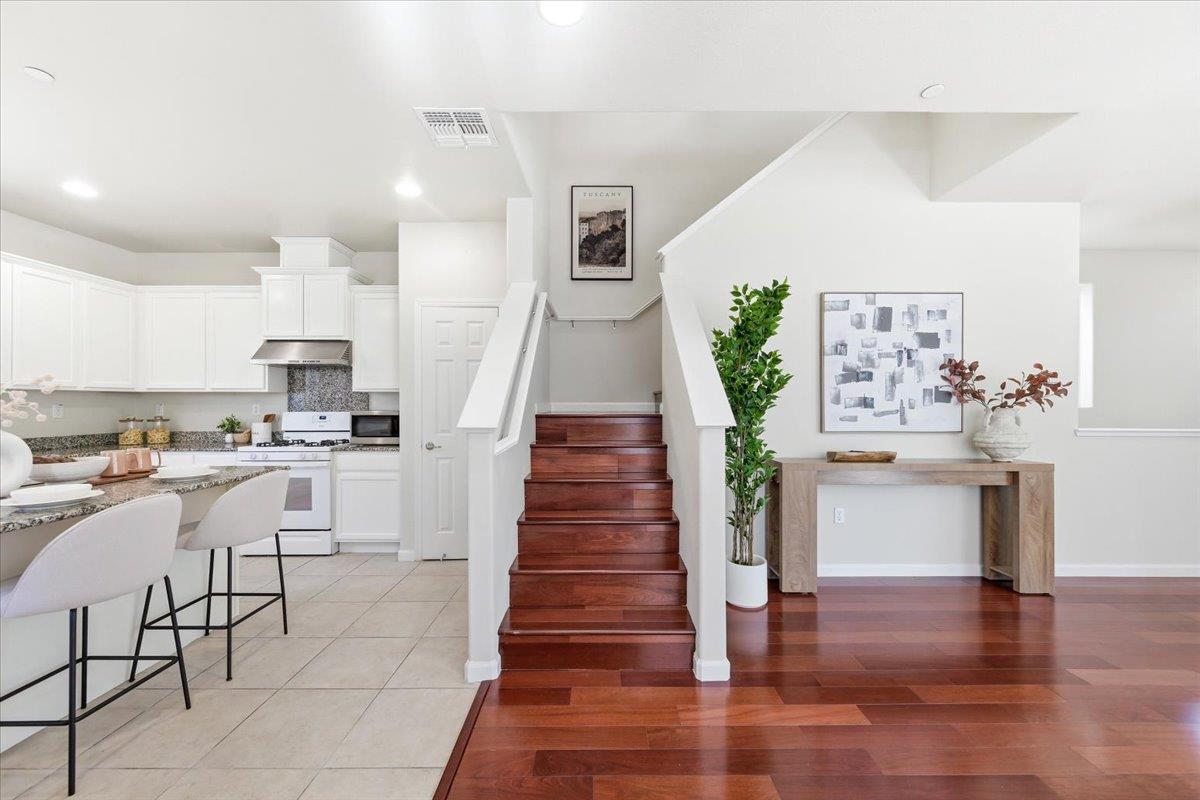 2767 Pismo Terrace