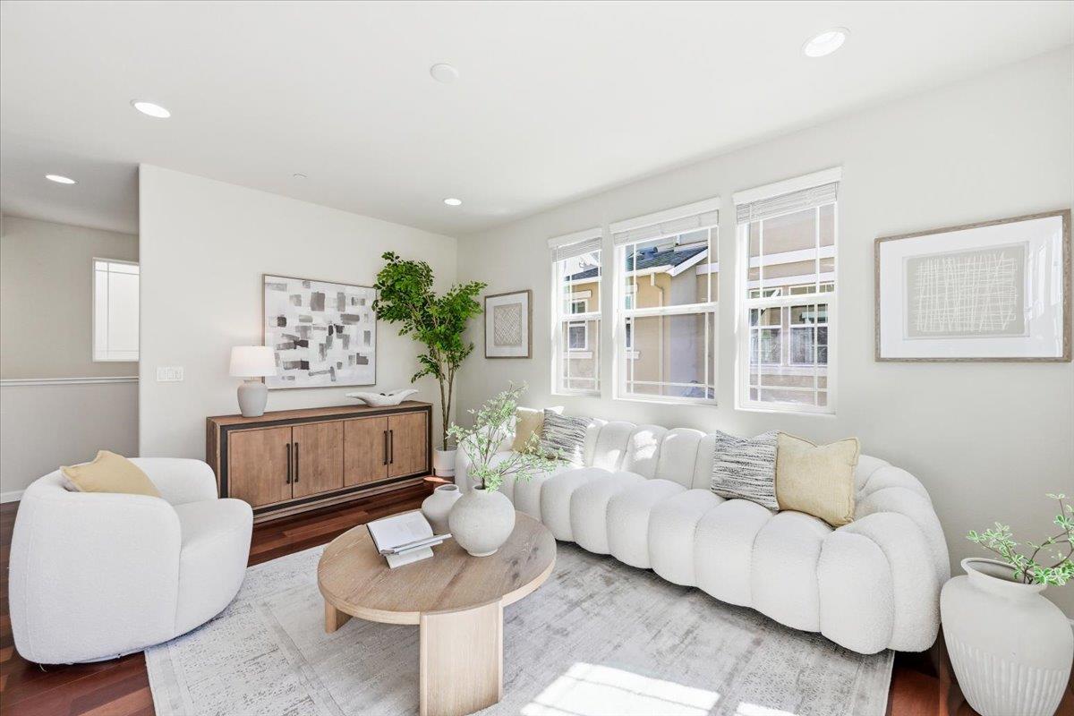 2767 Pismo Terrace