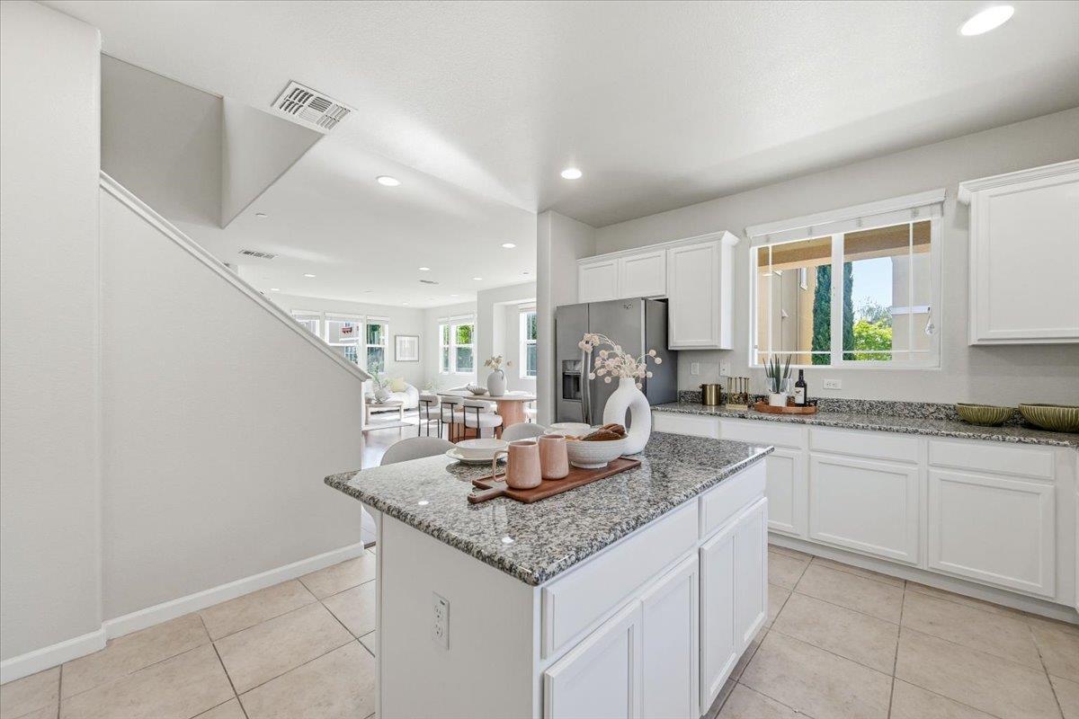 2767 Pismo Terrace