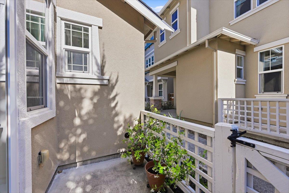 2767 Pismo Terrace