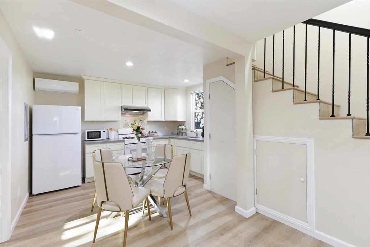 21075 Greenleaf Drive