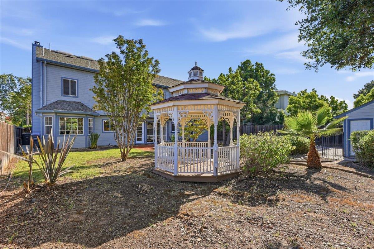 21075 Greenleaf Drive