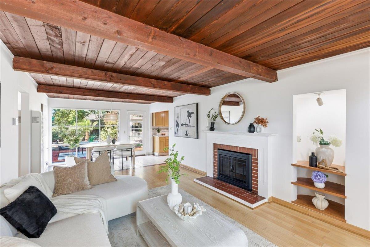 21075 Greenleaf Drive