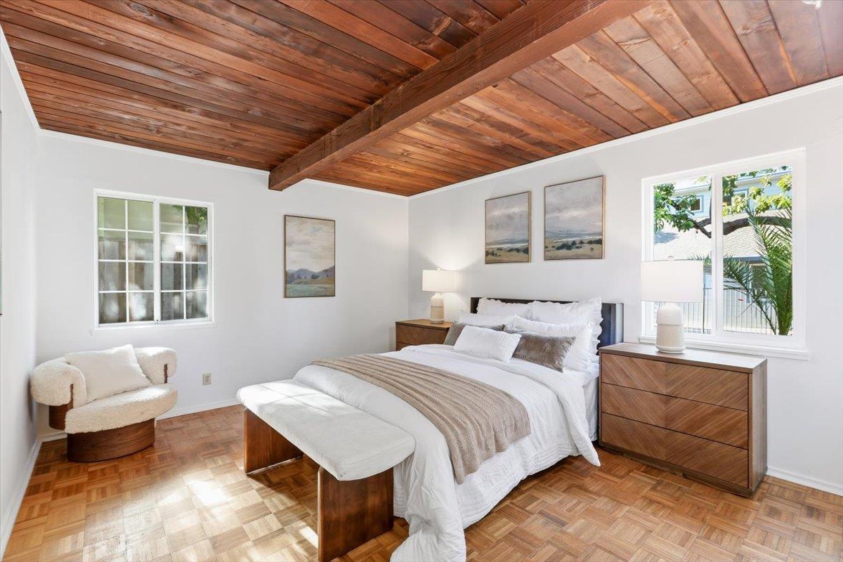 21075 Greenleaf Drive