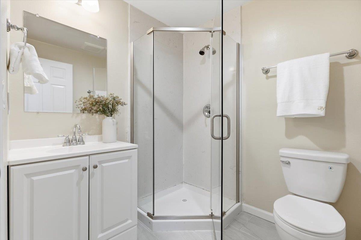 21075 Greenleaf Drive
