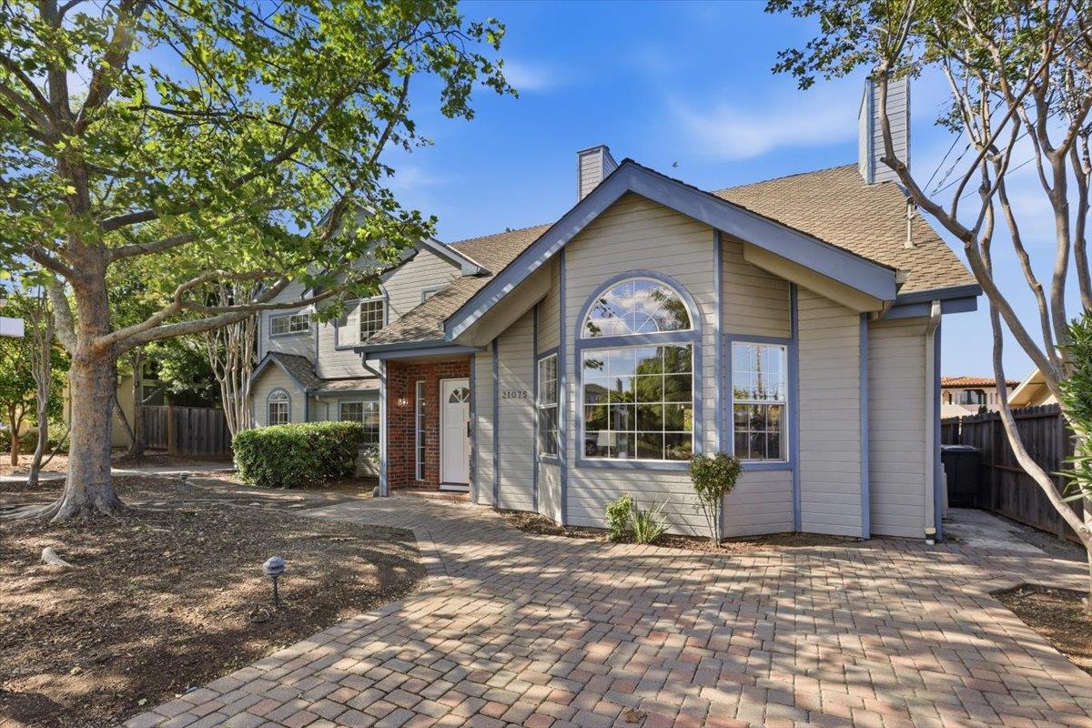 21075 Greenleaf Drive