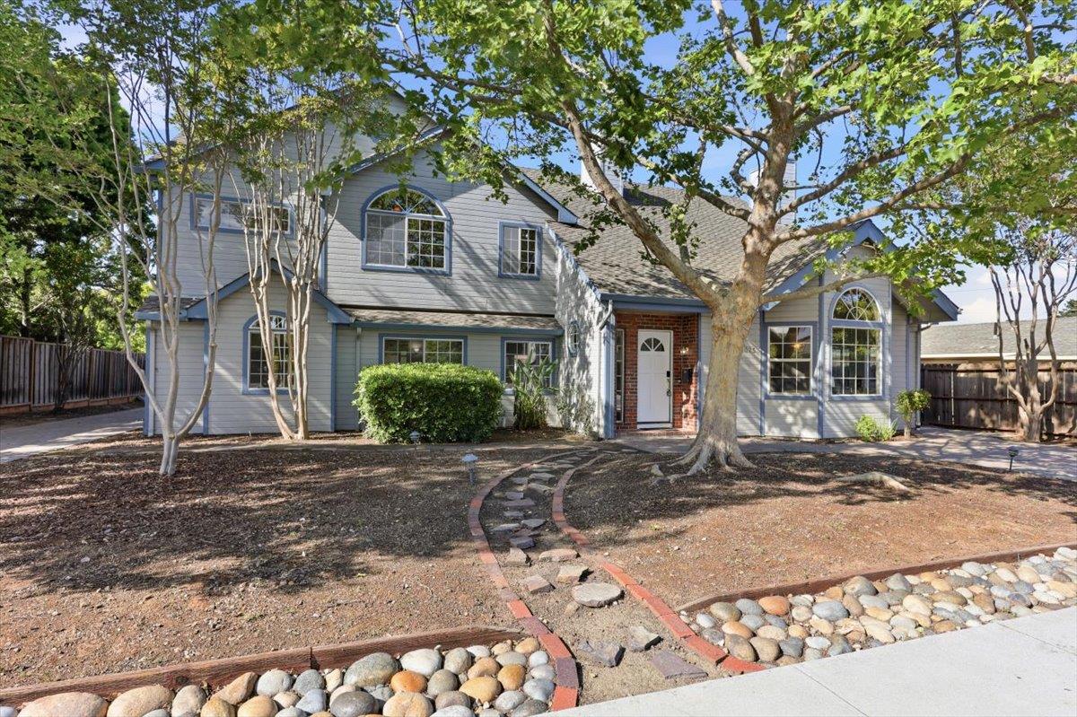 21075 Greenleaf Drive