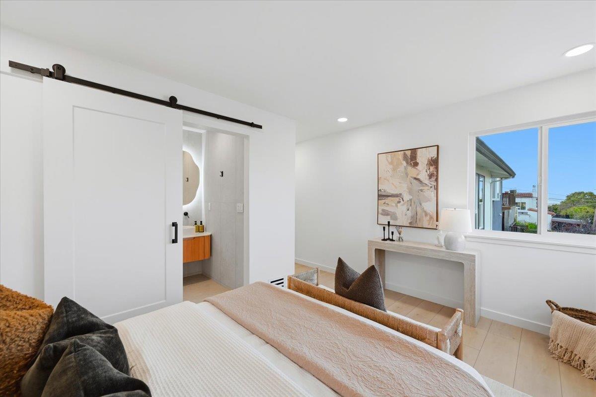 1609 Molitor Road