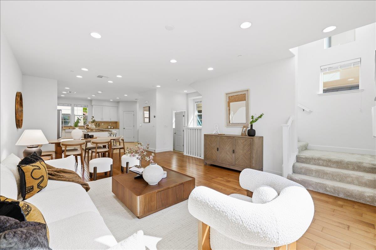 2927 Kaiser Drive