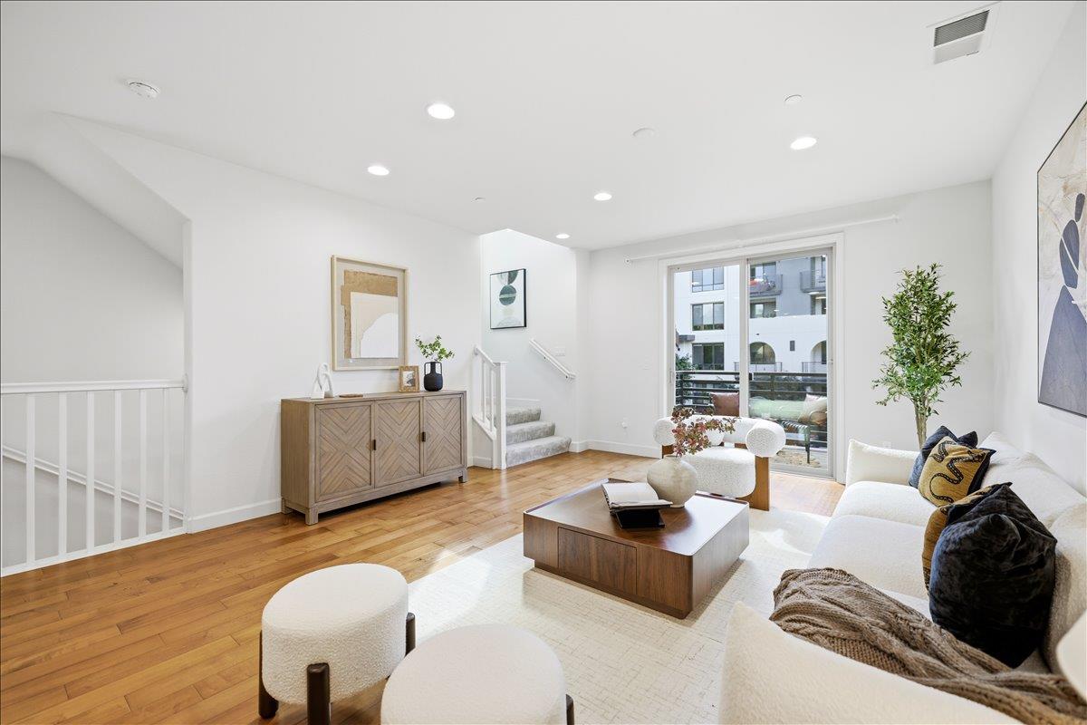 2927 Kaiser Drive