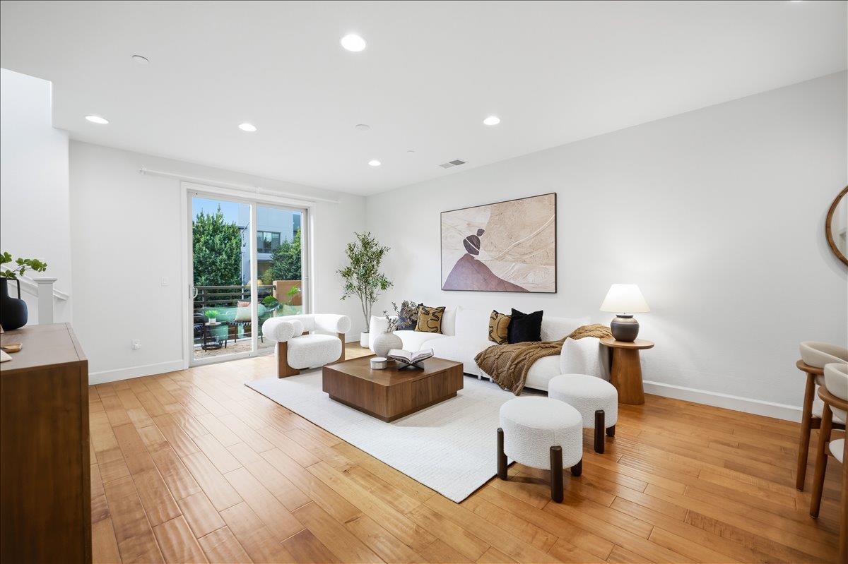 2927 Kaiser Drive