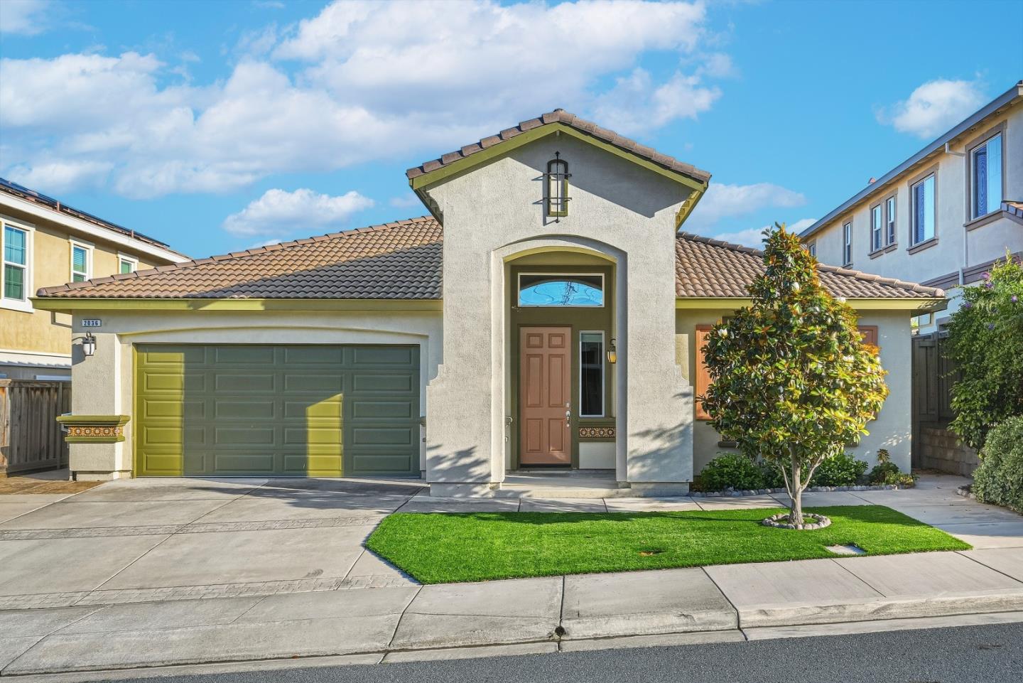 2036 Aragon Drive