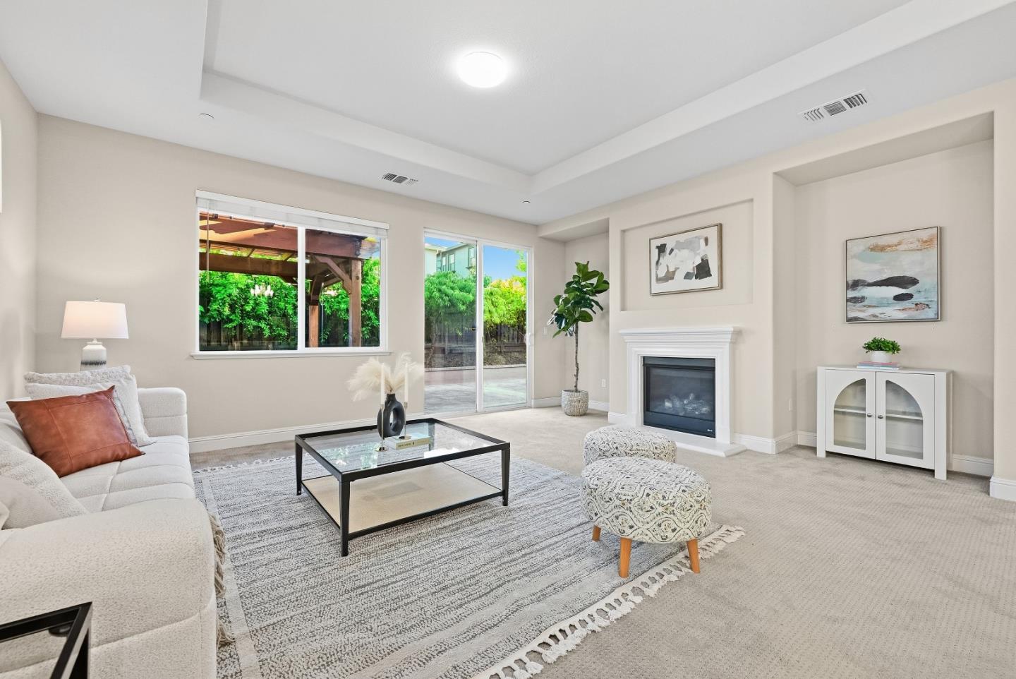 2036 Aragon Drive