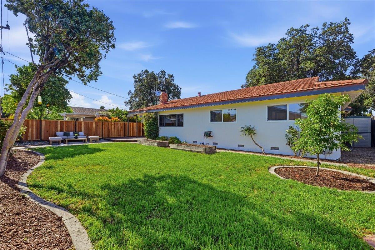 5841 Arapaho Drive
