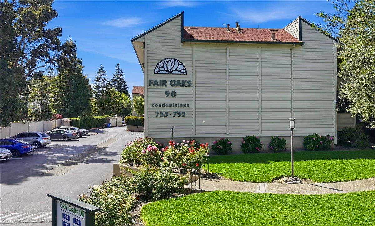 755 North Fair Oaks Avenue 1