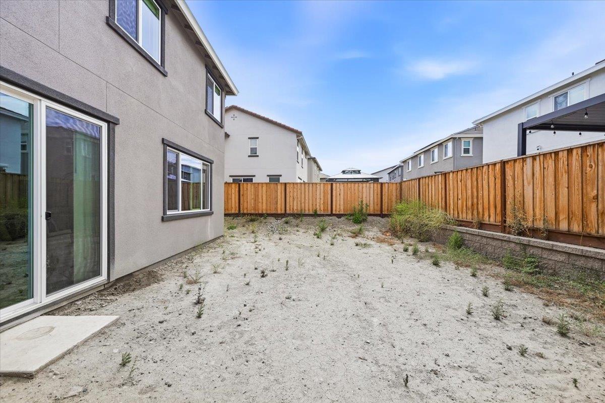 5433 Riverview Lane