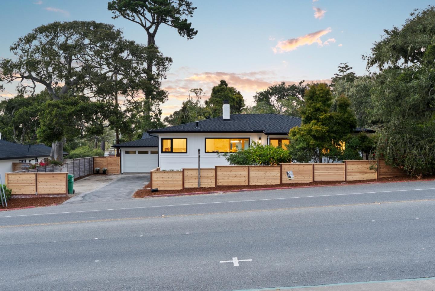 612 Sunset Drive