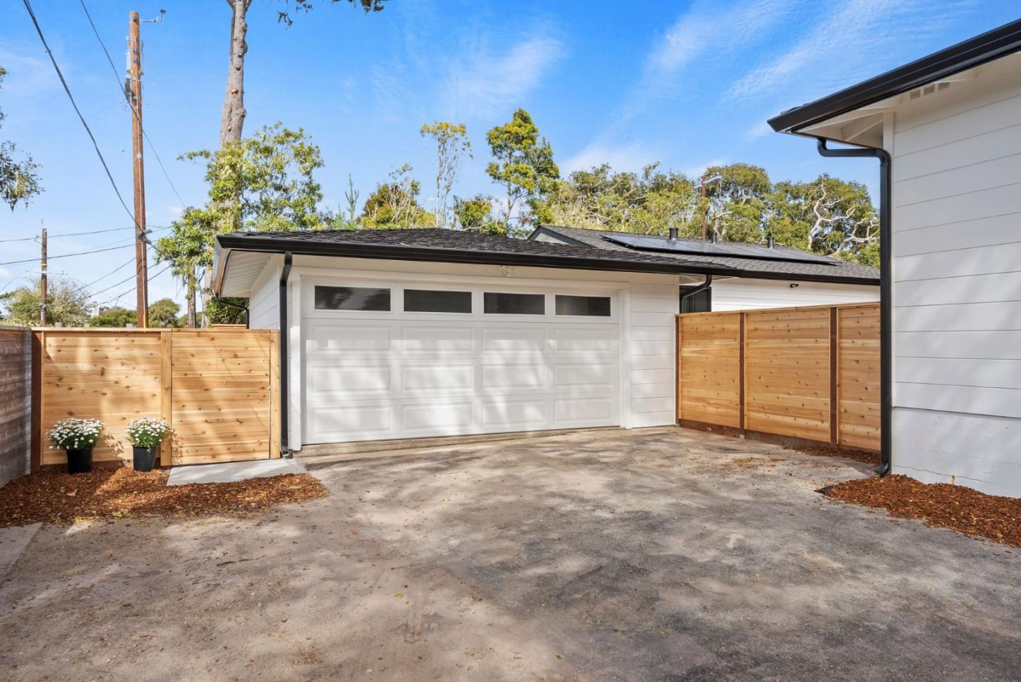 612 Sunset Drive