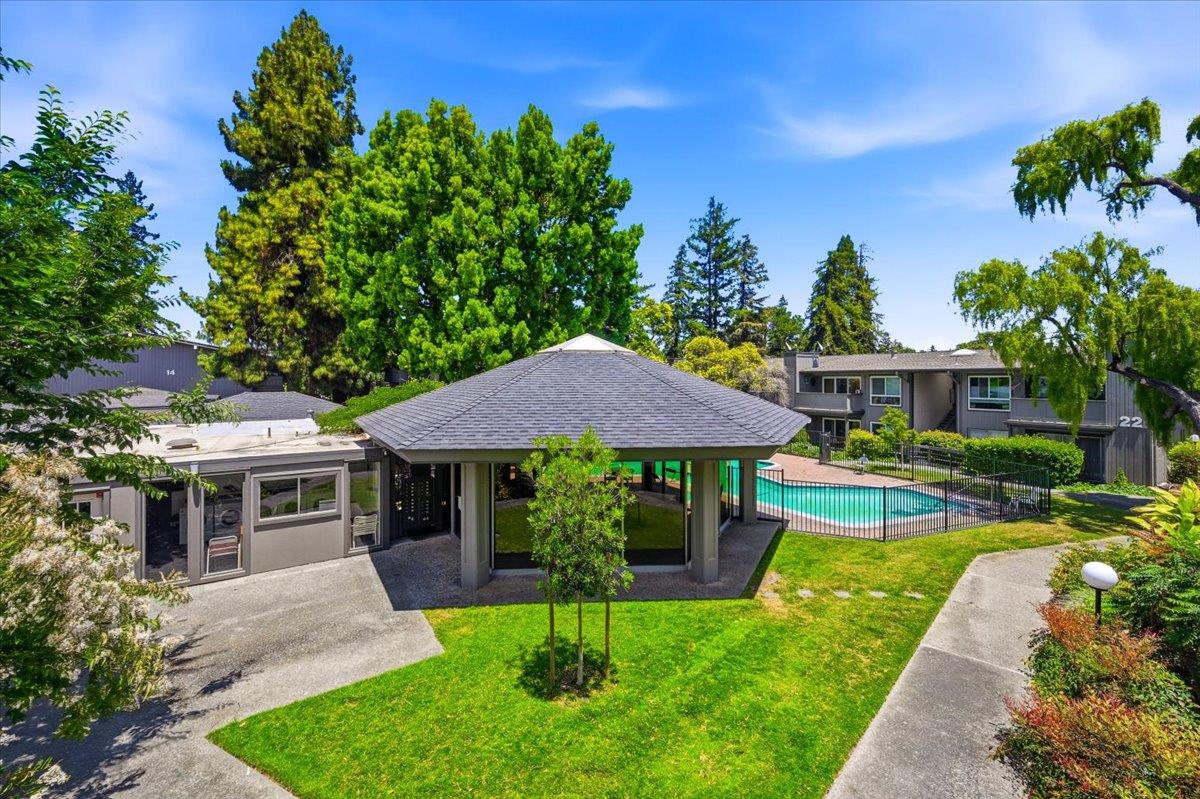 121 Buckingham Drive 50
