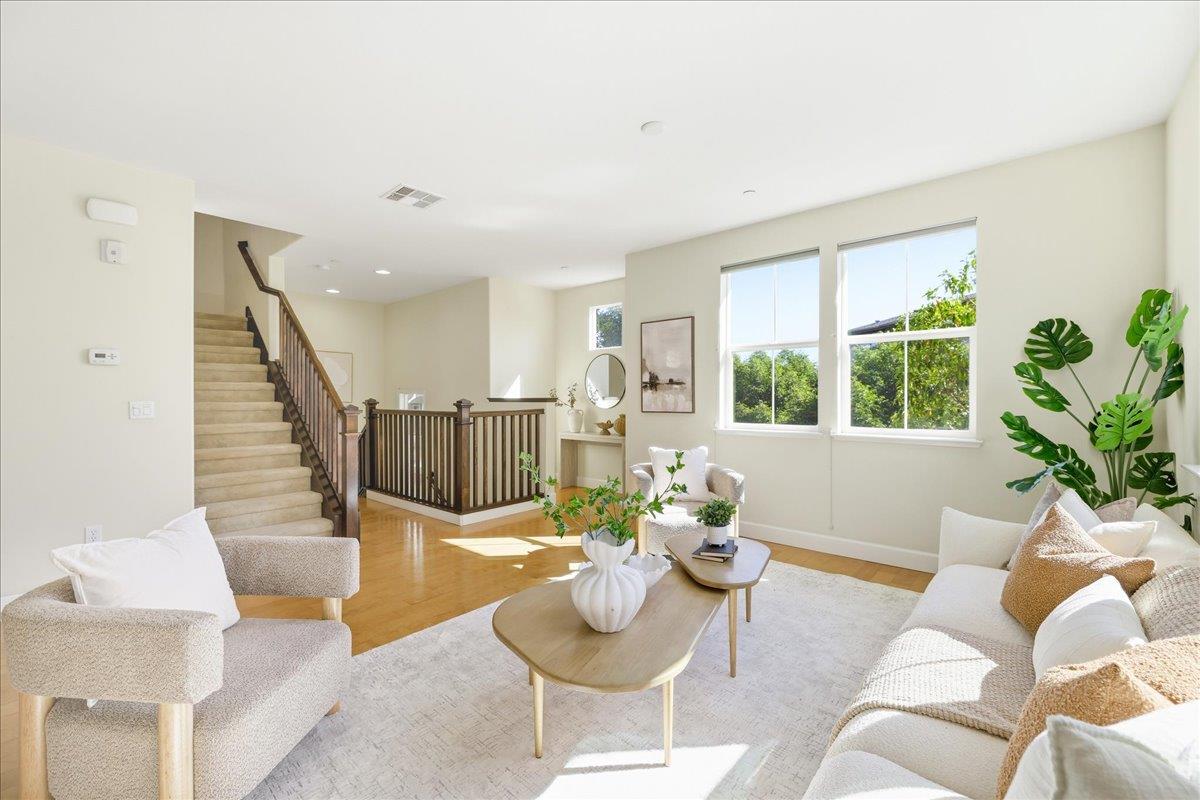 825 Berryessa