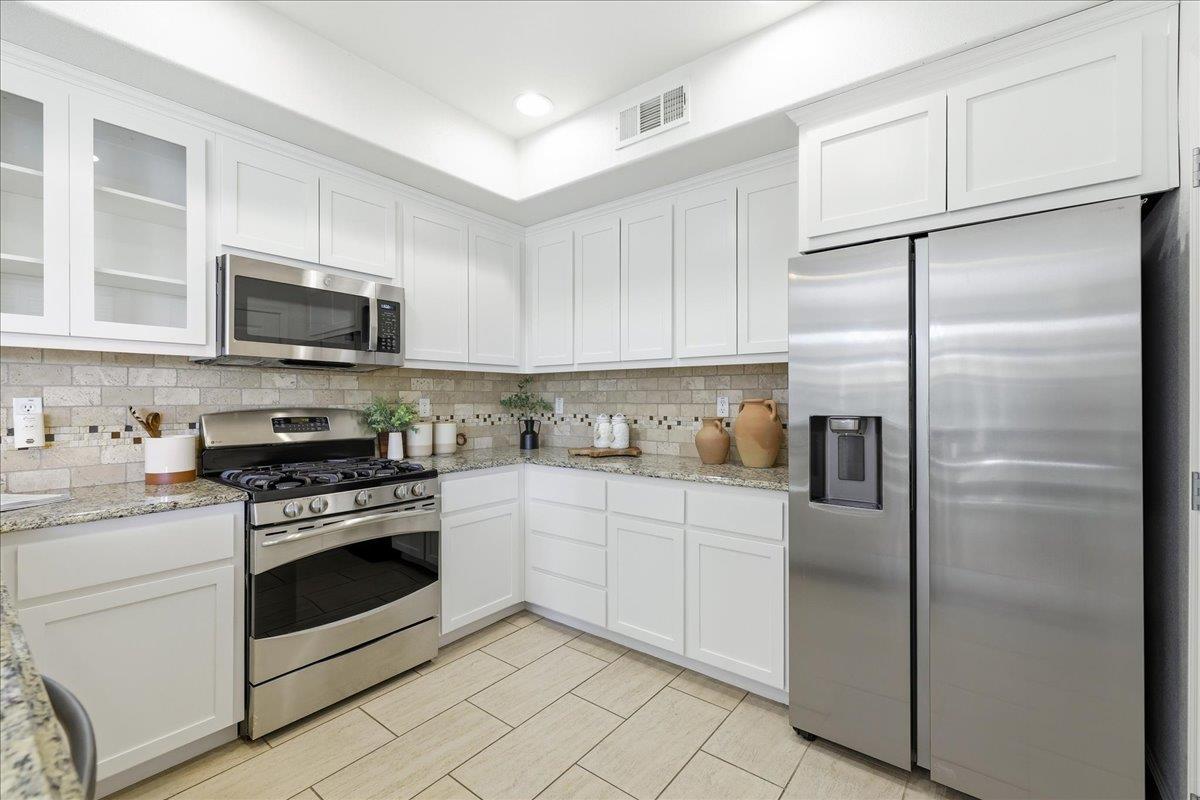 825 Berryessa