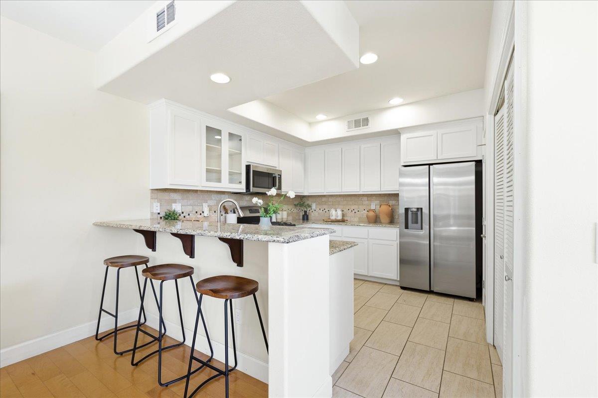 825 Berryessa