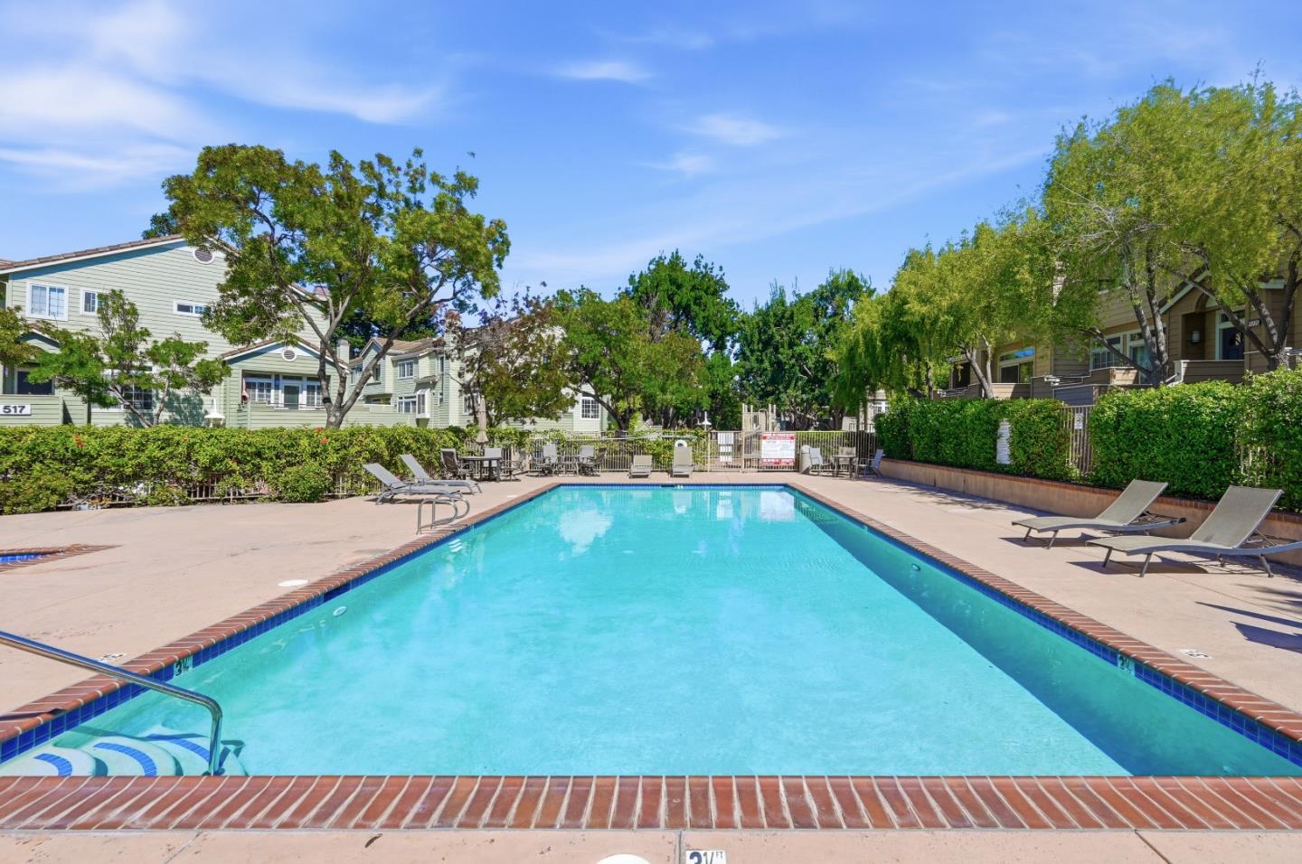 521 Porpoise Bay TER B