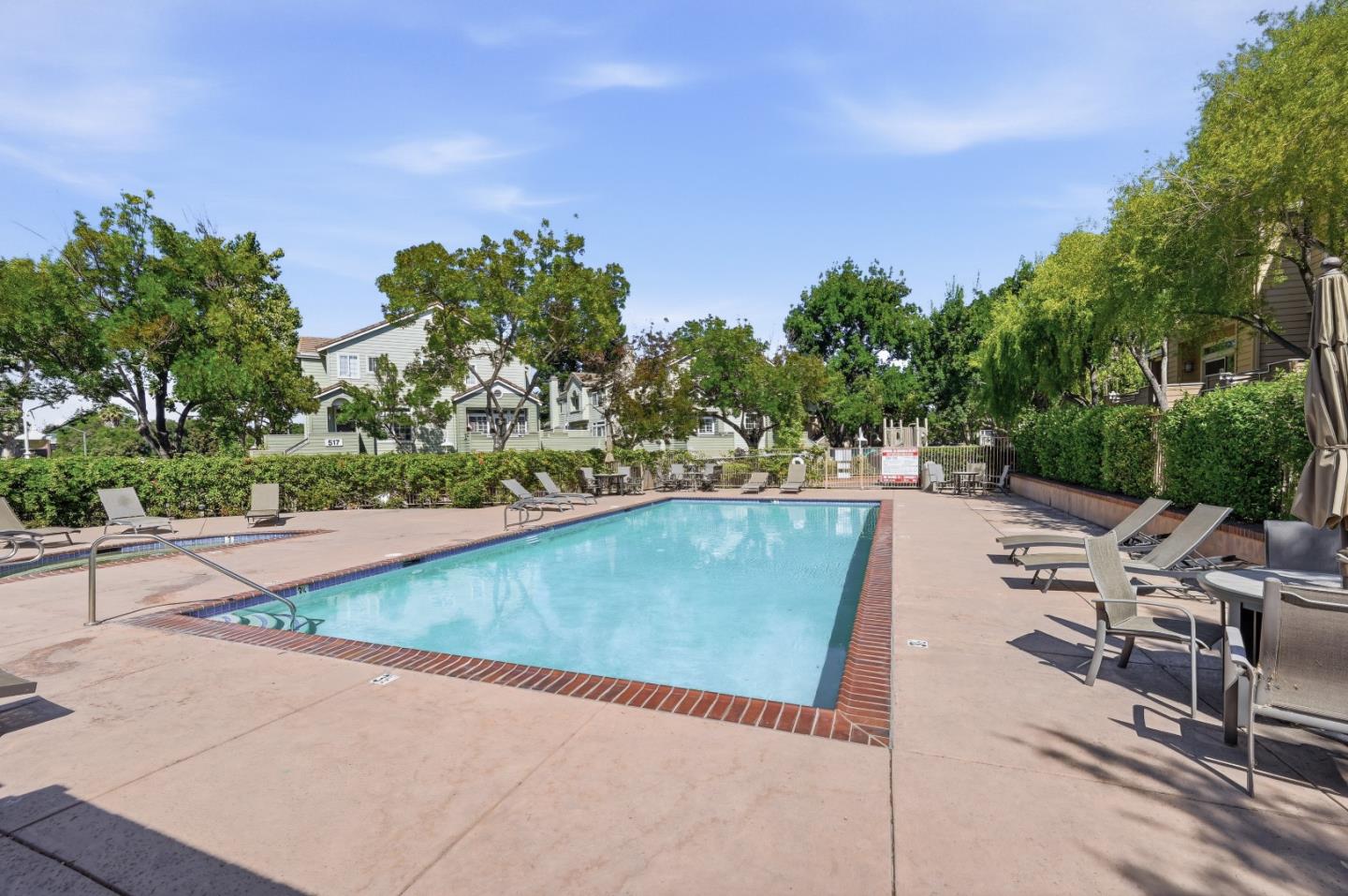 521 Porpoise Bay TER B