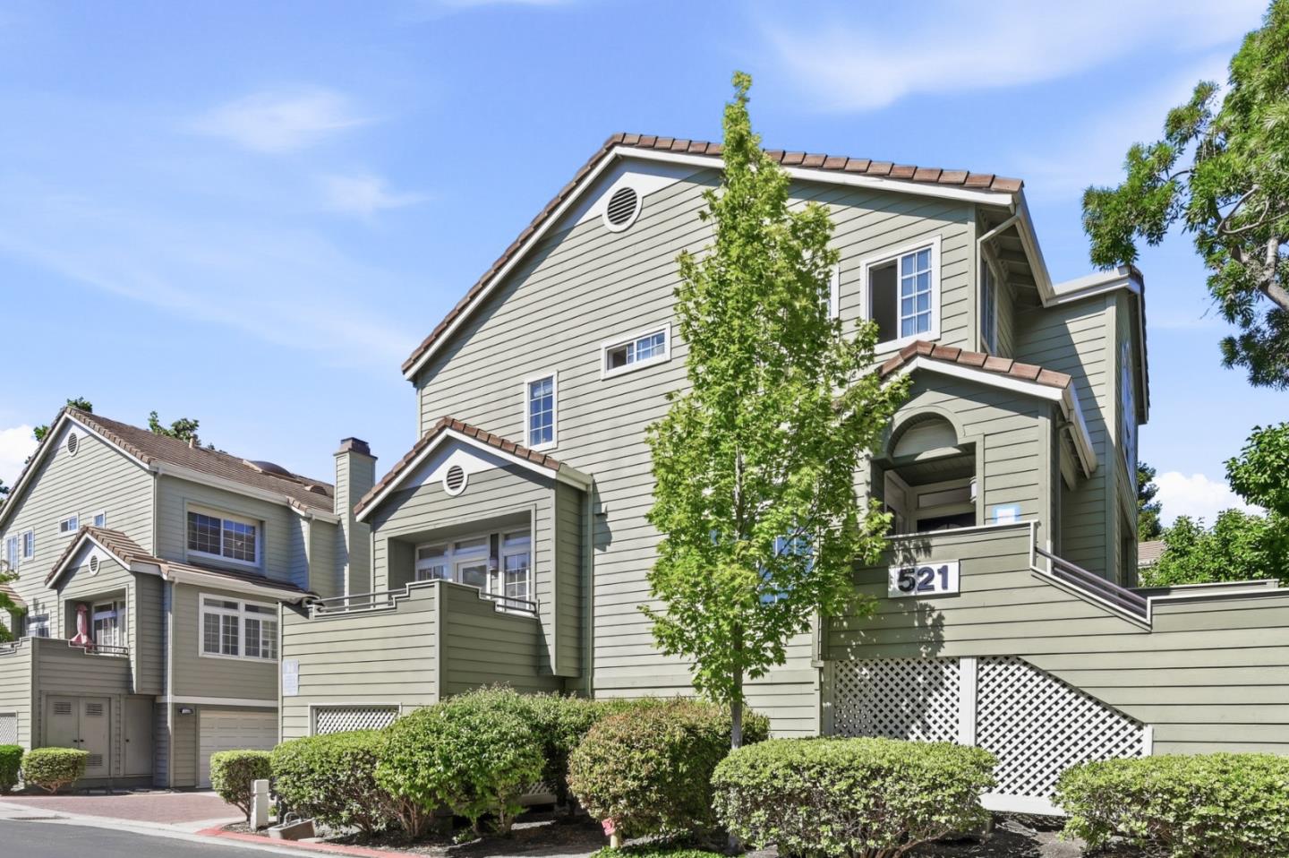 521 Porpoise Bay TER B