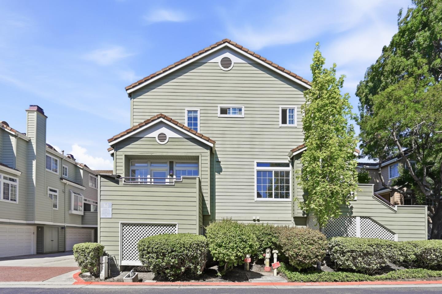 521 Porpoise Bay TER B