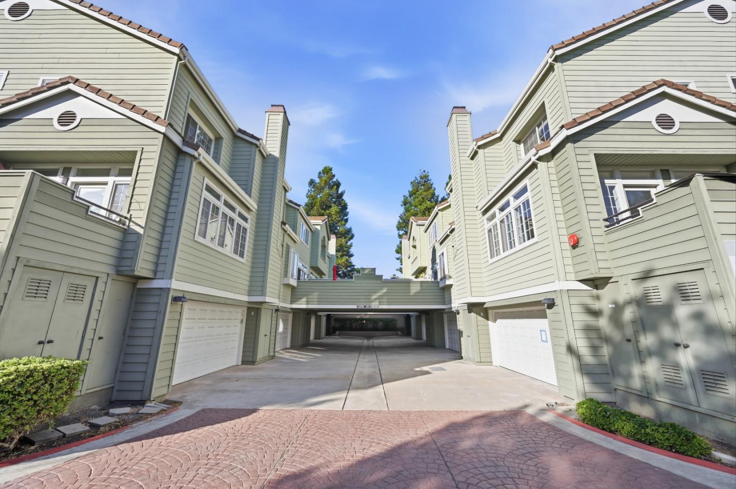 521 Porpoise Bay TER B