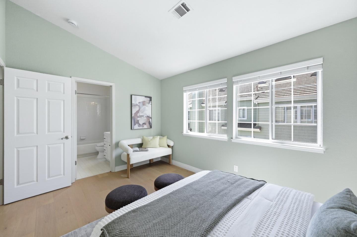 521 Porpoise Bay TER B
