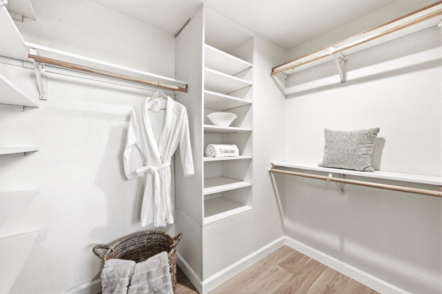 521 Porpoise Bay TER B