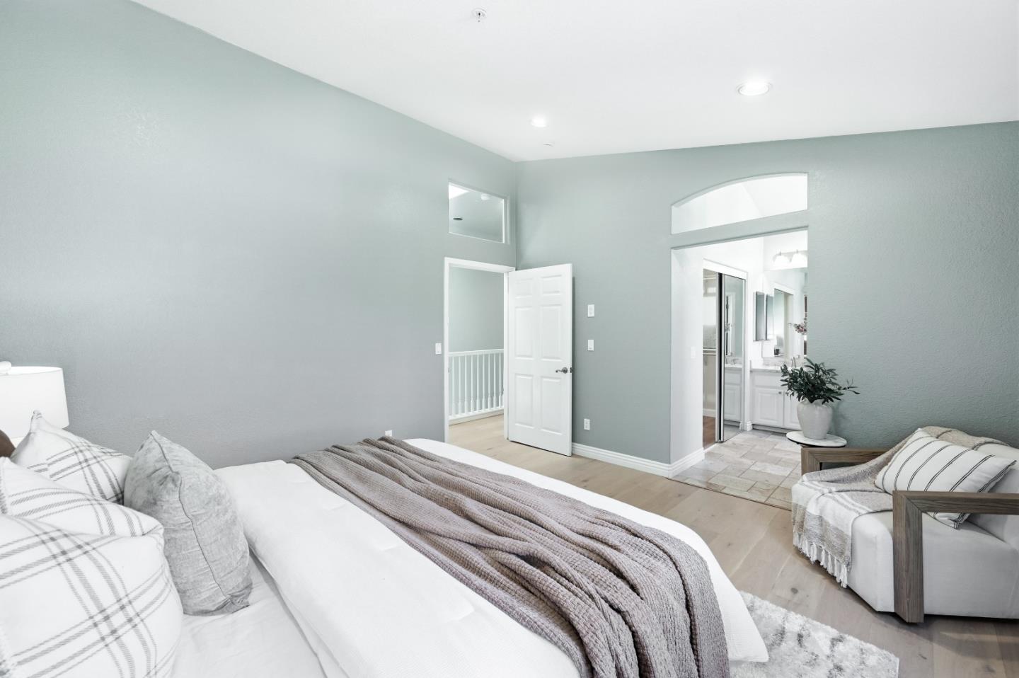 521 Porpoise Bay TER B