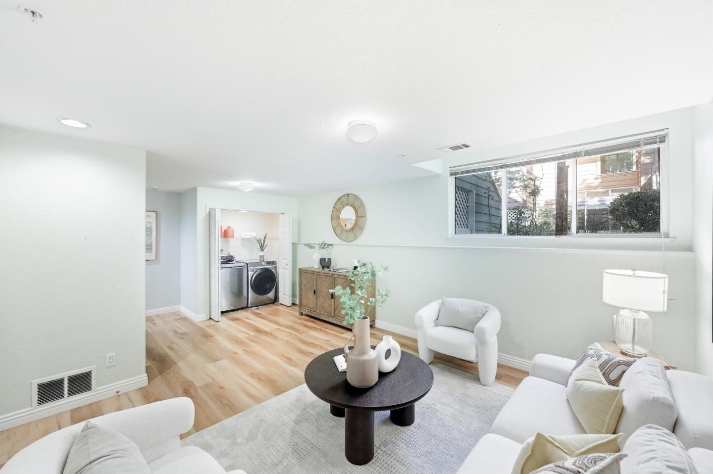 521 Porpoise Bay TER B