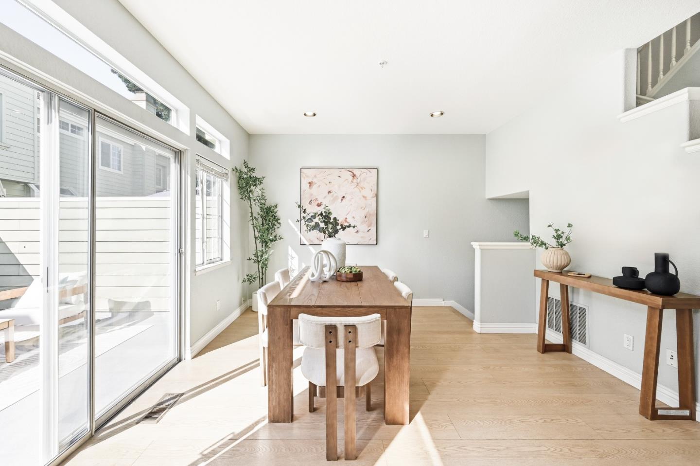 521 Porpoise Bay TER B