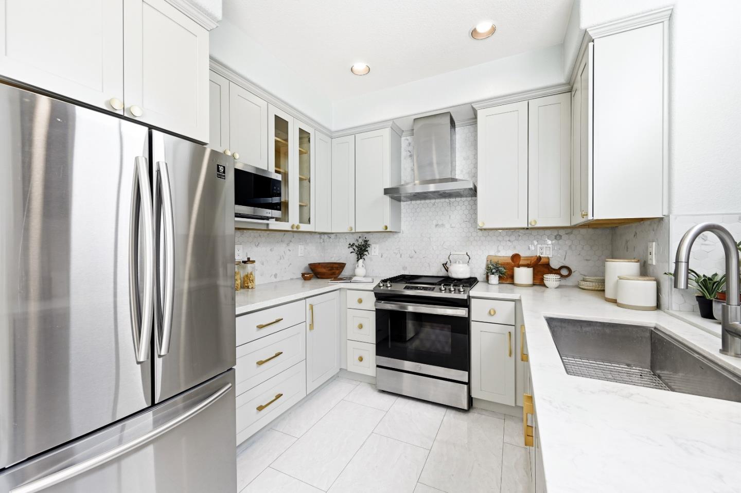 521 Porpoise Bay TER B